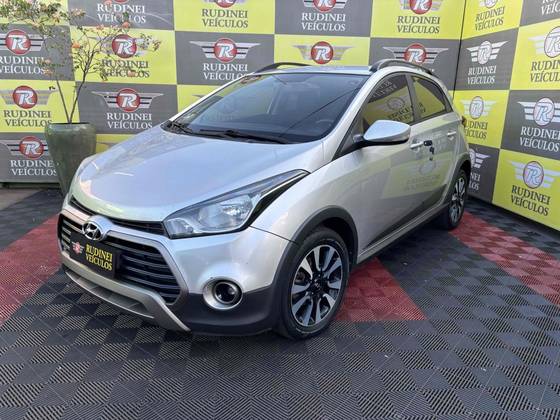 HYUNDAI HB20X 1.6 16V STYLE FLEX 4P AUTOMÁTICO